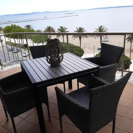 Roses Casc Antic Sl Avda Rodhe Apartment Exterior photo