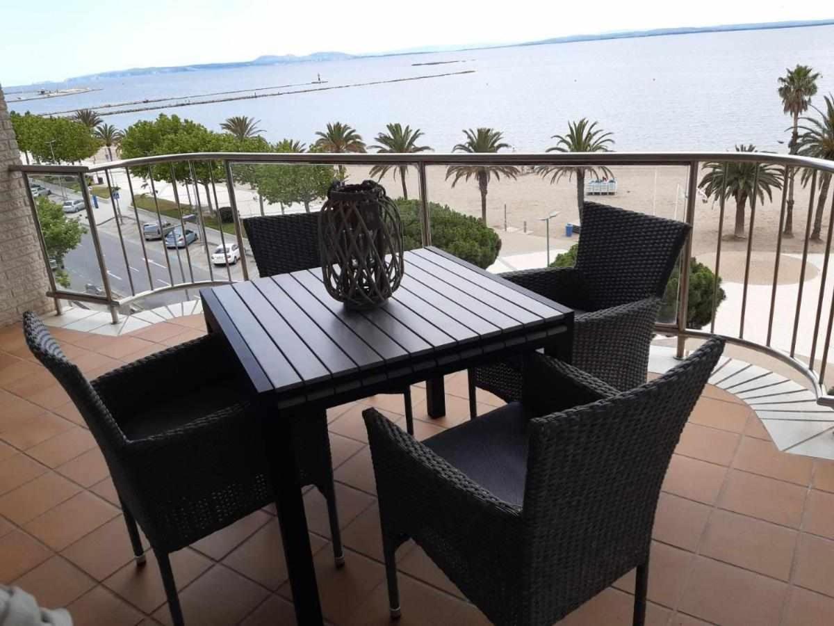 Apartment Casc Antic Sl Avda Rodhe Roses